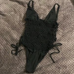 Frankie’s bikinis lilah one piece